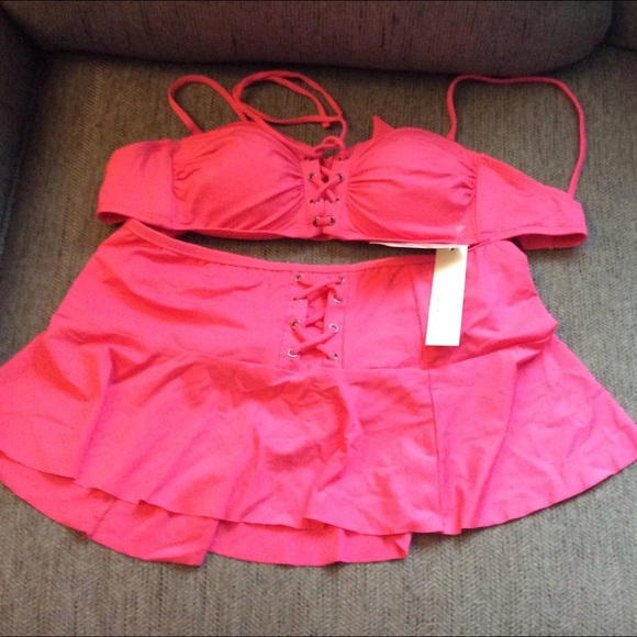 Kenneth Cole 2 Piece Swimwear Pink Small NWT - Picture 2 of 5
